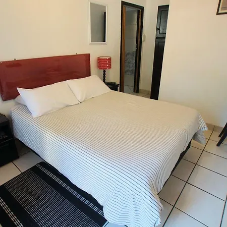 Bed & Breakfast Linga Longa Kempton Park