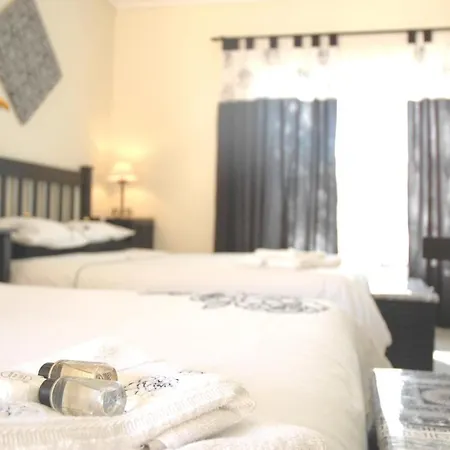 Linga Longa Bed & Breakfast 3*